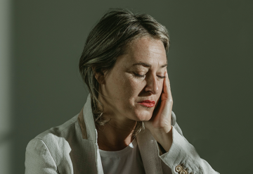 Alterações hormonais podem influenciar na audição