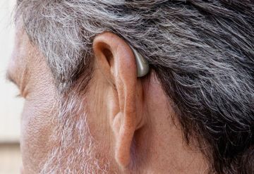 Eficácia dos aparelhos auditivos na prevenção de demência