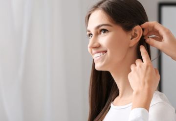 Perda auditiva em jovens: saiba o que fazer 