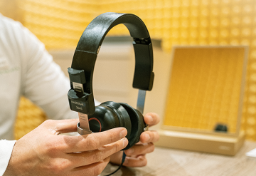 Como funciona a fonoaudiologia para idosos?