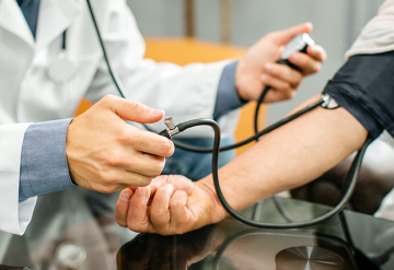 Pressão alta e audição, tem relação?