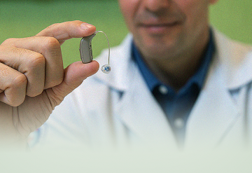 Devo trocar o aparelho auditivo? Descubra