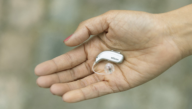 Como a inteligência artificial atua nos aparelhos auditivos?