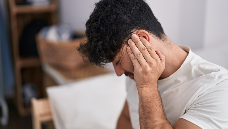 Estalos nos ouvidos: causas e soluções