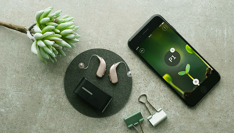 Veja cinco cuidados essenciais com os aparelhos auditivos